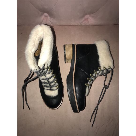 Kork-Ease Shoes - Kork Ease Leather With Sheepskin Lining Cooper Boots Size 7M